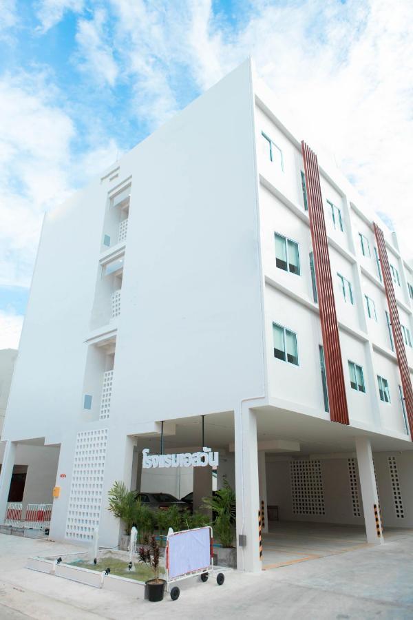 S1 Trang Hotel Exterior foto